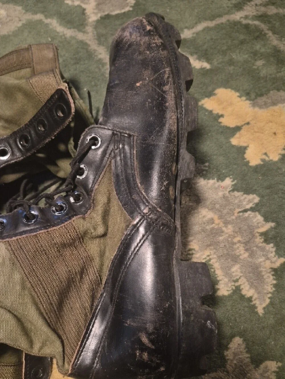 Men's Olive Green and Black Lace-Up Combat Boots